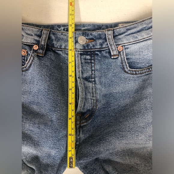 Free people button fly Bermuda boho distressed denim shorts size 26 - Picture 9 of 13